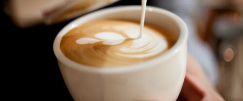 Kahvila Karkun Puoti ja Pannu, Sastamala, kahvitteluhetki