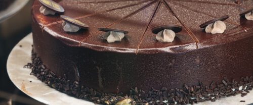 Kahvila Karkun Puoti ja Pannu, Sastamala, suklaakakku